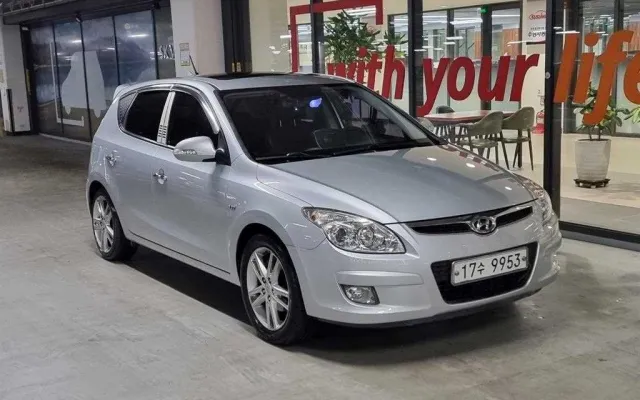 I30CW 중고차 i30 1.6 VVT 매물 사진 6 - 2010/01 129,942km